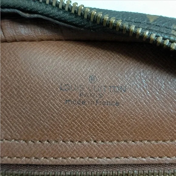 Louis Vuitton Monogram Sac Senlis - Picture 7 of 9